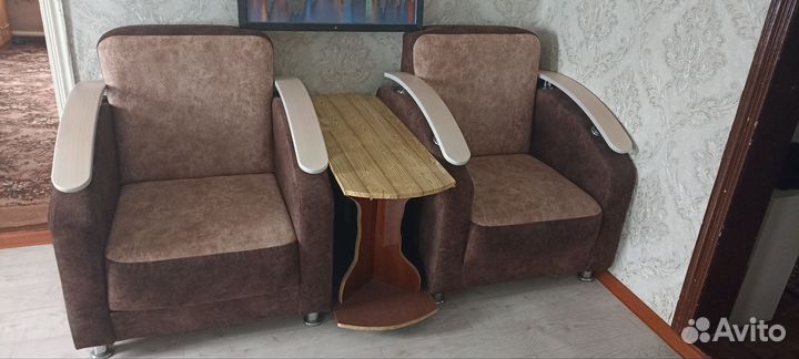 Диван и 2 кресла