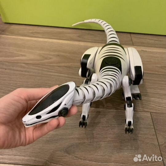 Роботы- динозавры