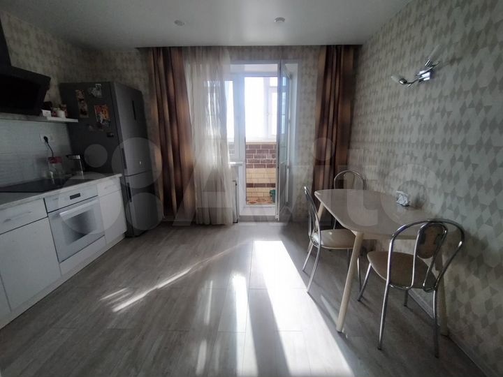 2-к. квартира, 60 м², 11/16 эт.