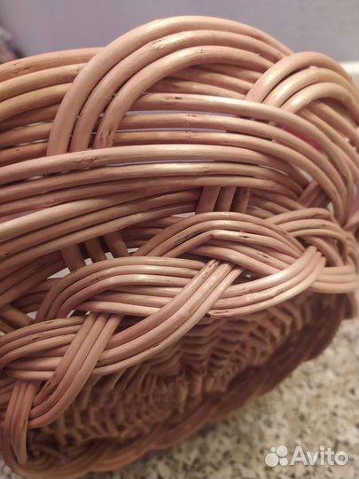 Блюдо плетеное. Ручная работа. Новое