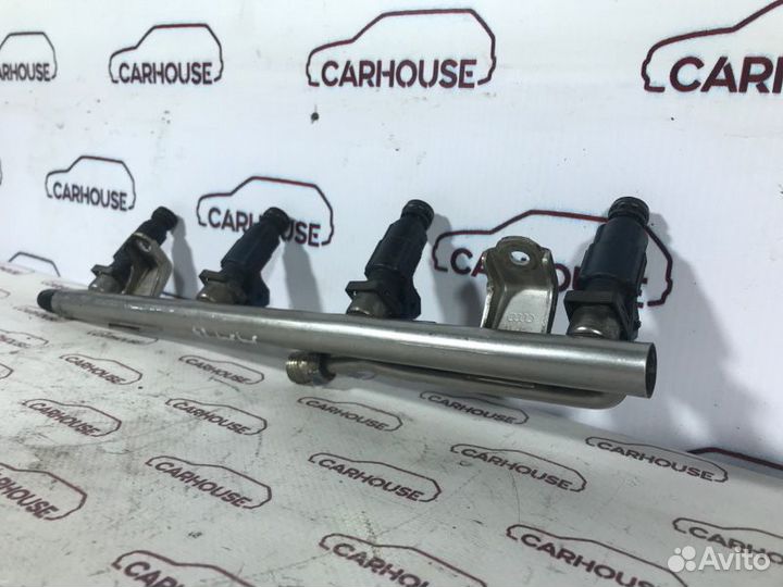 Рампа топливная Audi A4 B6 1.8T AMB