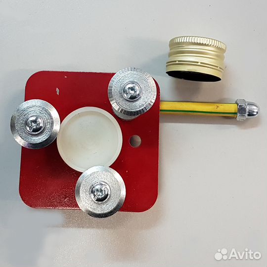 Бутылка водочная 0,5 л. винтовая