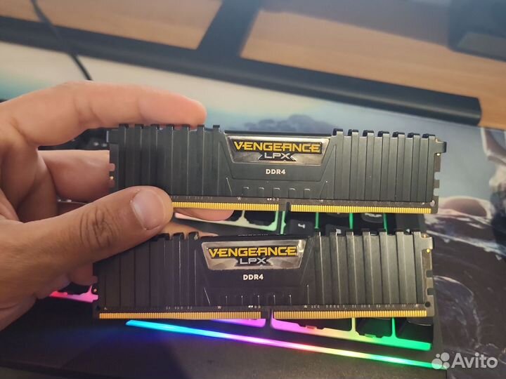 Оперативная память DDR4 vengeance LPX 8X2 16GB