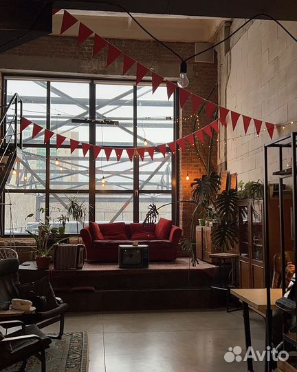 Аренда лофт кофейни с баром 2 этажа для праздника