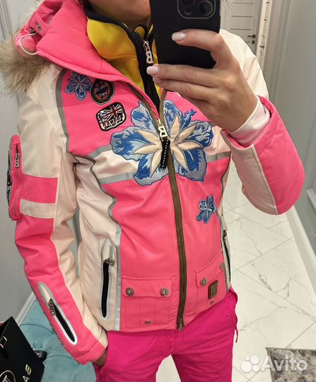 Горнолыжный костюм женский