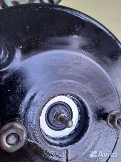 Lancer 9 вакуумный усилитель,гл.тормозной цилиндр