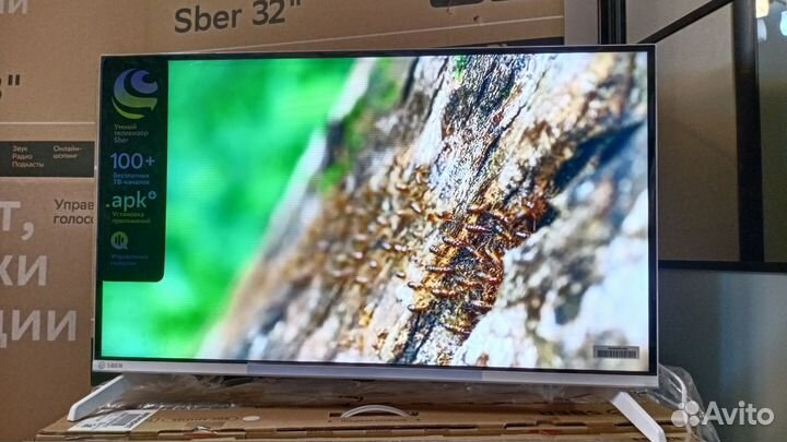 Новый телевизор SMART 32 дюйма