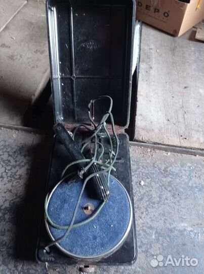 Проигрыватель винила СССР