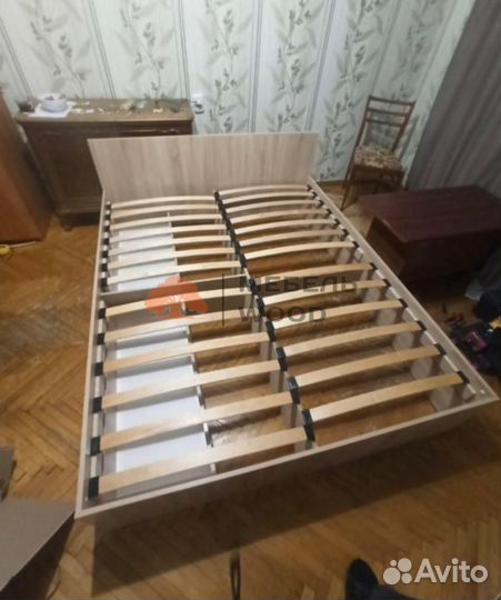 Кровать с ящиками