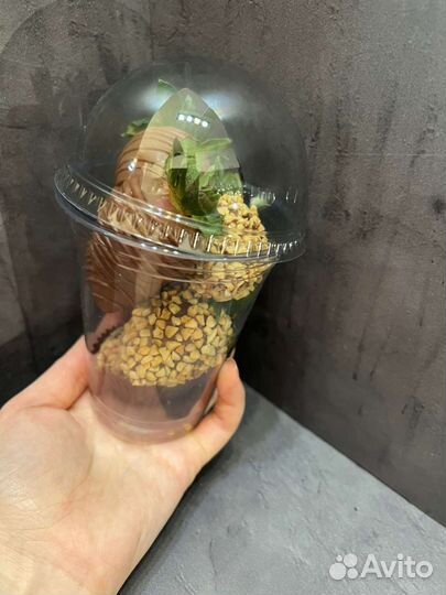 Клубника в шоколаде/Стаканчик