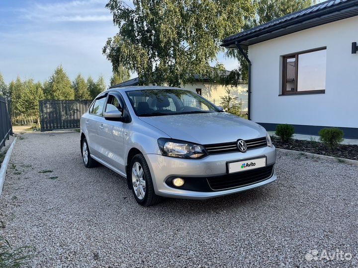 Volkswagen Polo 1.6 МТ, 2012, 77 000 км