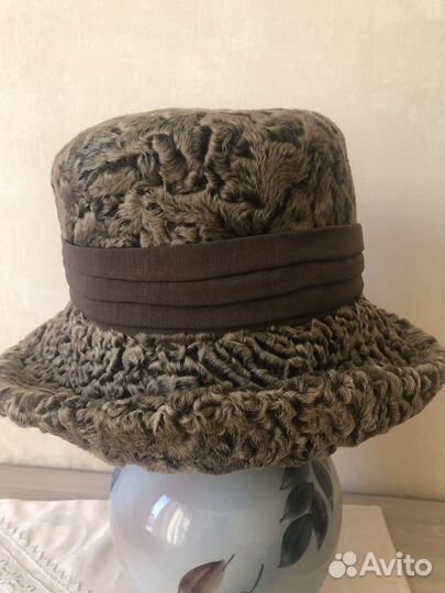 Шляпа женская каракулевая