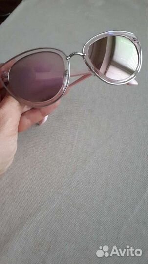 Солнцезащитные очки