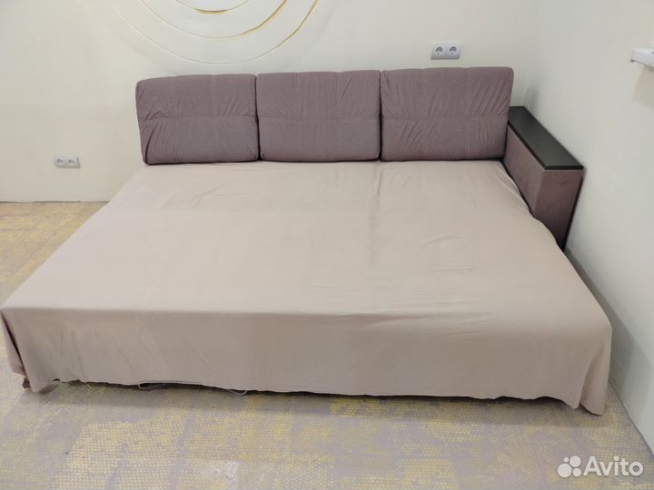 Угловой диван бу