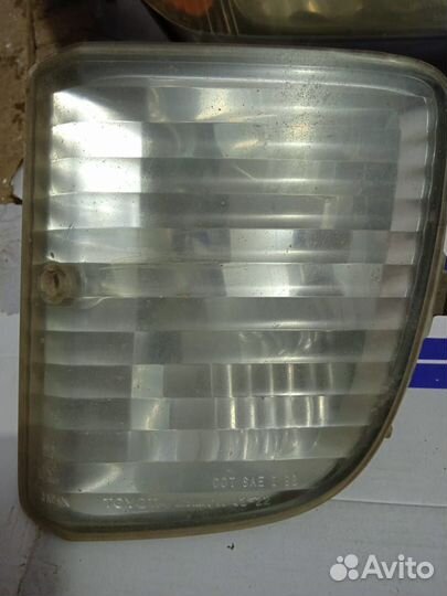 Поворотник RAV 4