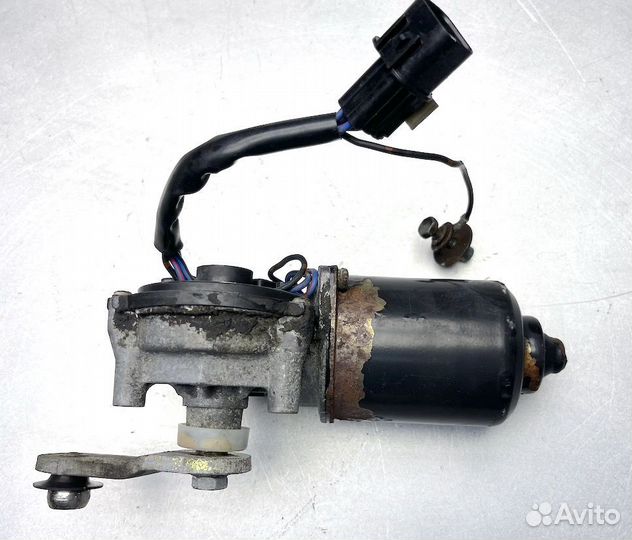 Мицубиси L400 Моторчик дворника передний