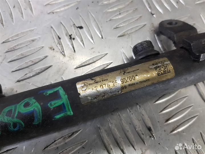 Рейка топливная (Рампа) Мерседес Sprinter (906)