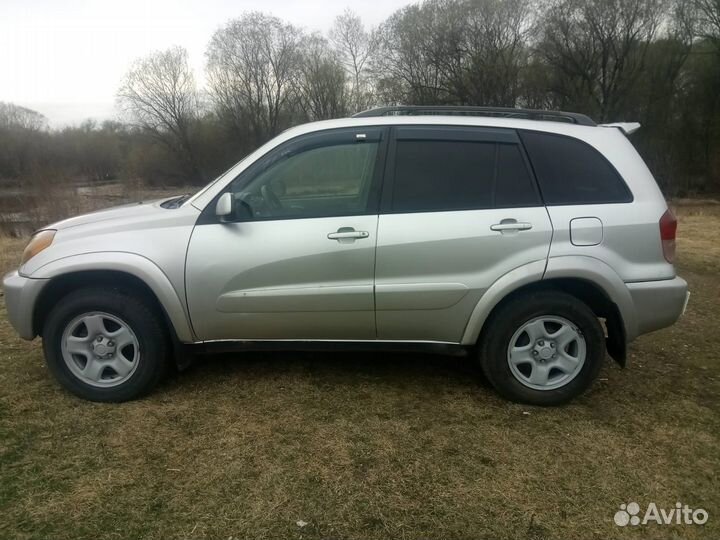 Toyota RAV4 2.0 AT, 2000, 150 000 км