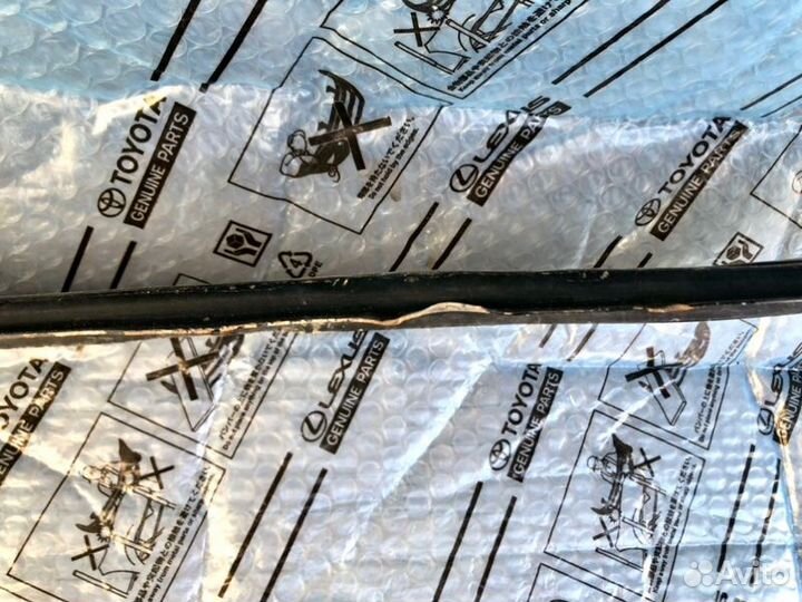 Кронштейн бампера передний Lexus Lx 570 2007-2011