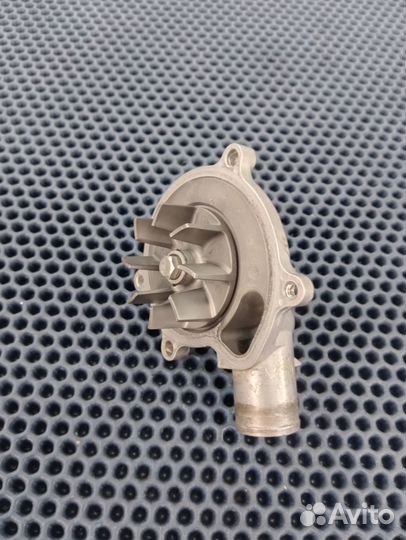 Suzuki GSX-R 600 k6 k7 водяной насос