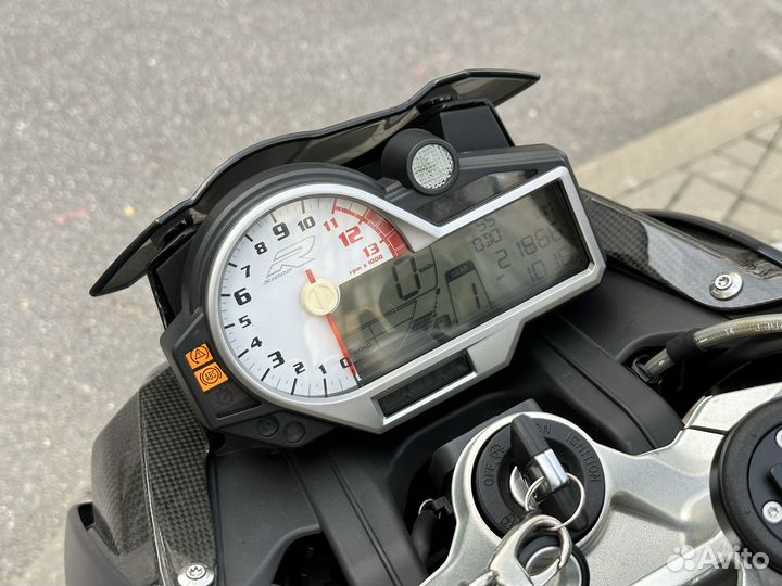Мотоцикл BMW S1000R