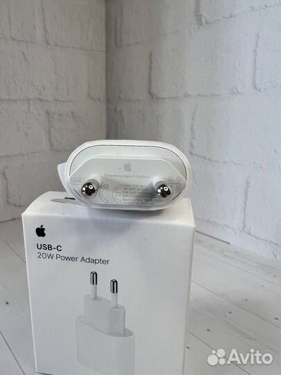 Блок питания Type-C 20W
