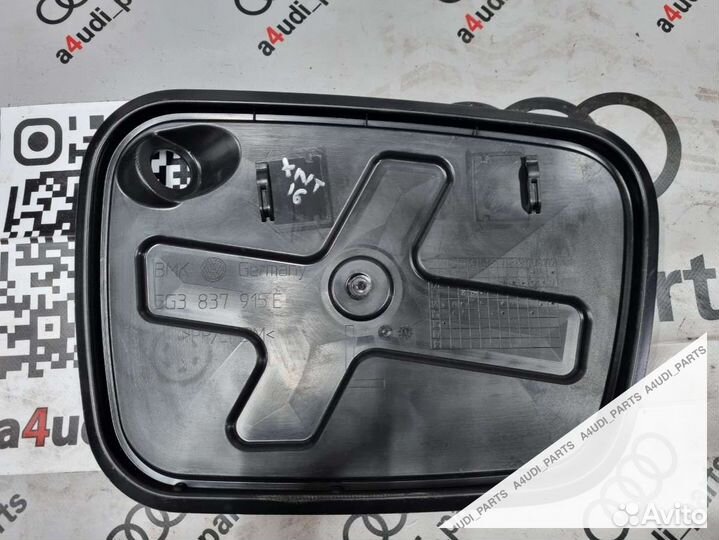 Заглушка Volkswagen Golf R7 Бензин 5G3837915E