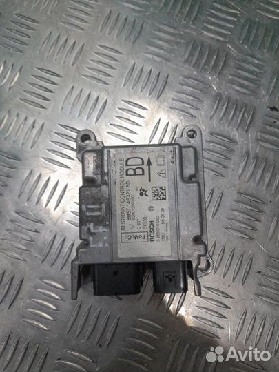 Блок управления Airbag SRS Ford Focus 2 седан 1.8