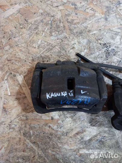 Суппорт Передний Левый Правый Ниссан Кашкай J10