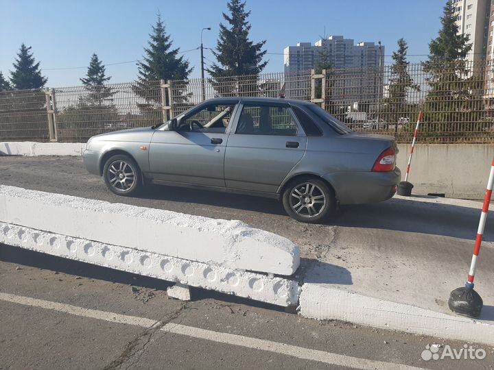 Инструктор вождения на Лада Приора (LADA Priora)