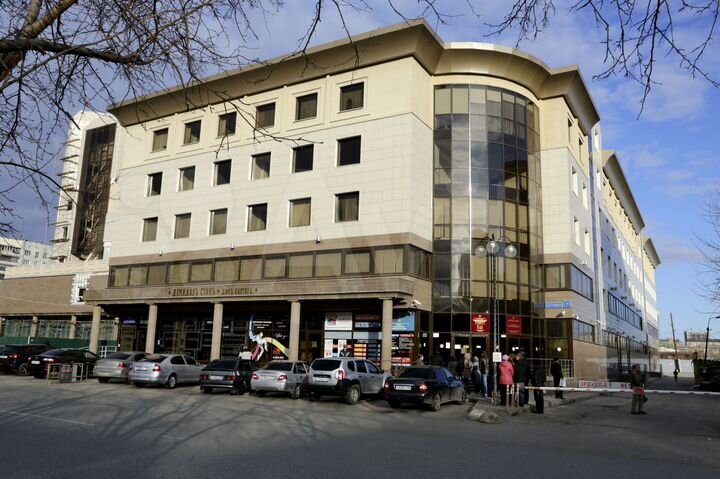 Торговая площадь, 1972.9 м²