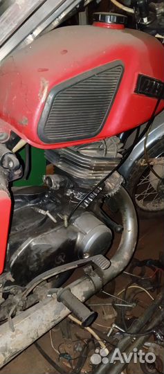 Мотоцикл иж планета 5