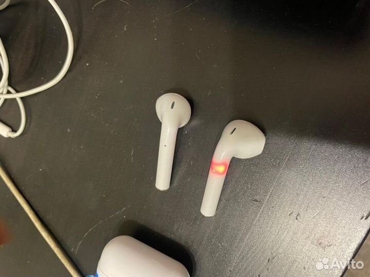 Беспроводные наушники TWS i12