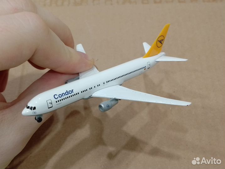 Boeing 767-300. Condor