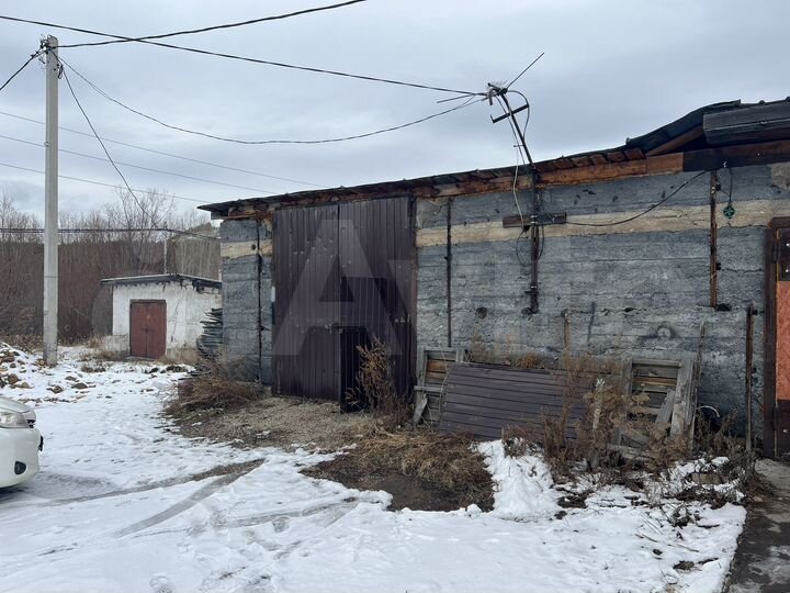 Гараж, > 30 м²