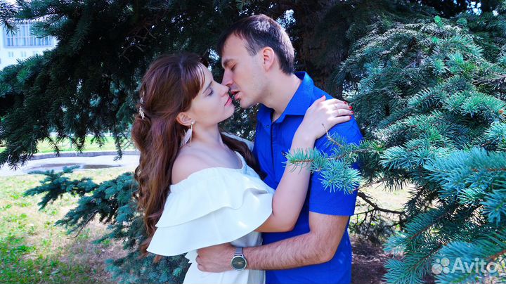 Фотограф, видеограф на свадьбу. В подарок декор