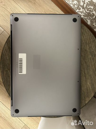 Apple macbook pro A2141