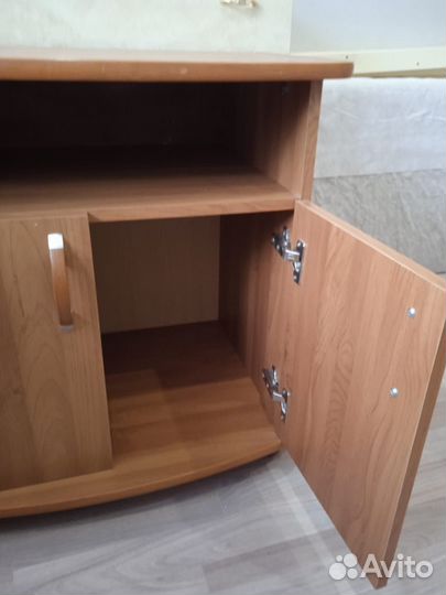 Тумба под телевизор бу