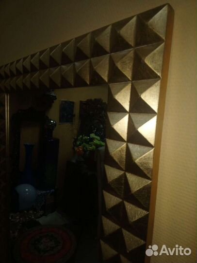 Зеркало большое в золотой раме