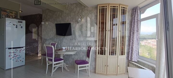 2-к. квартира, 41 м², 9/10 эт.