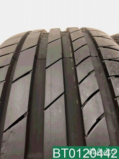 Kumho Ecsta PS71 215/45 R18 93Y