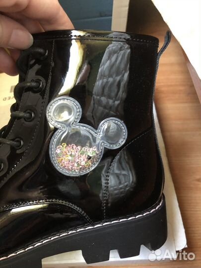 Новые ботинки для девочек