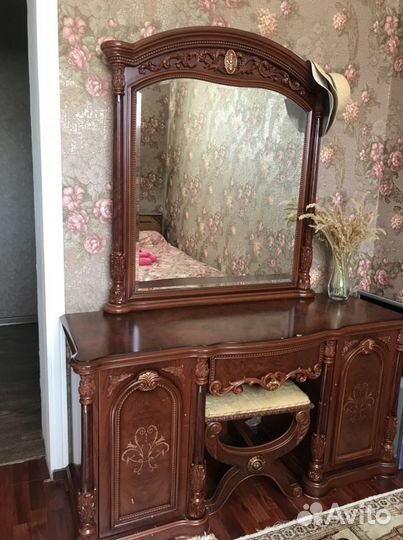 Спальный гарнитур бу