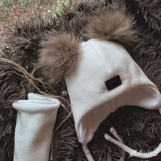 Зимний шлем/шапка с помпонами