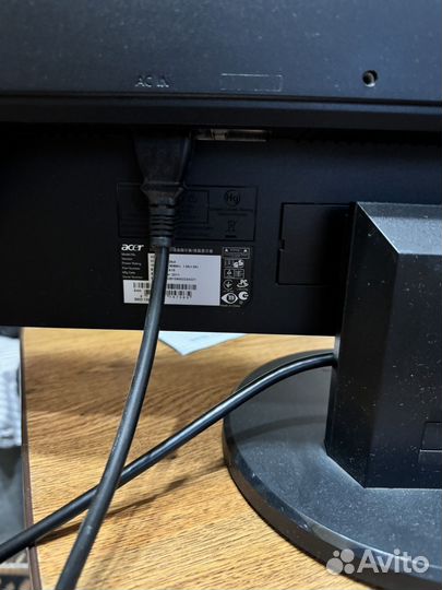 Монитор 24 дюйма