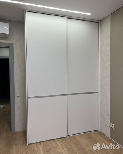 Стильный шкаф купе