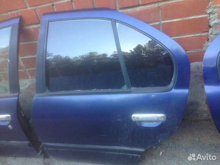 Запчасти Nissan Primera P10 двери, поворотники