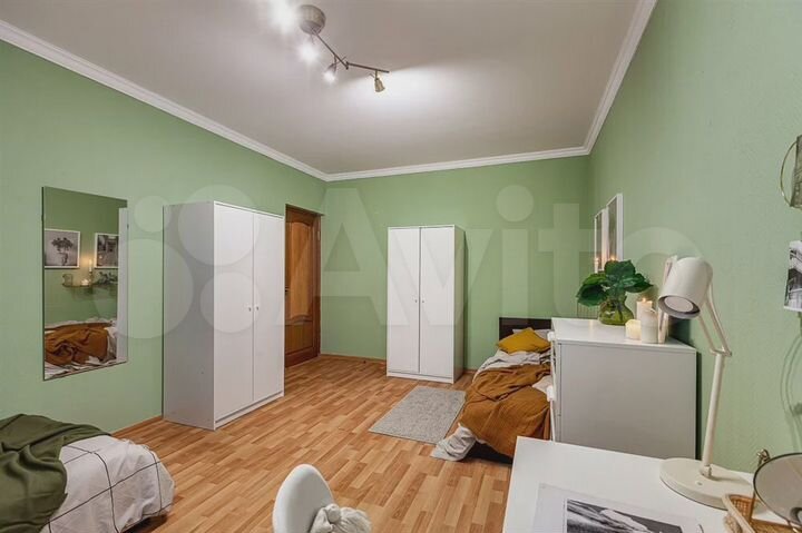 Комната 18 м² в 3-к., 1/17 эт.