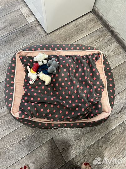 Лежанка для собачки