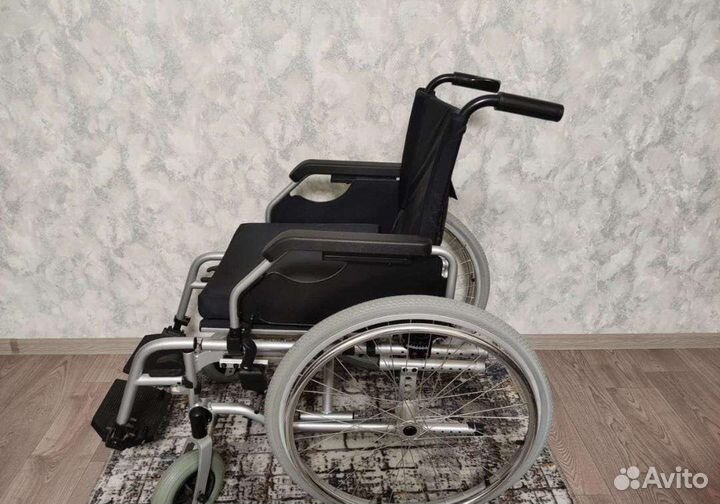 Инвалидная коляска